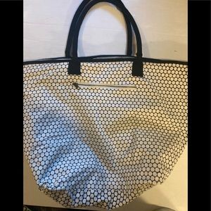 Bitten by Sarah Jessica Parker tote bag